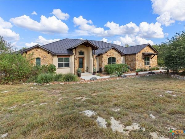 611 Shady Hollow , New Braunfels, TX 78132