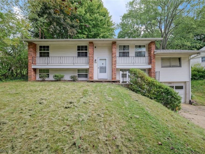 1761 Woodcrest Drive, Wooster, OH 44691 Photo 2
