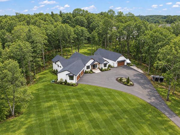 155 N 350 W , Valparaiso, IN 46385