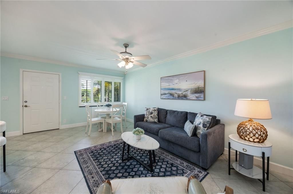 421 12th Ave S, Unit A11, Naples, FL 34102 Photo