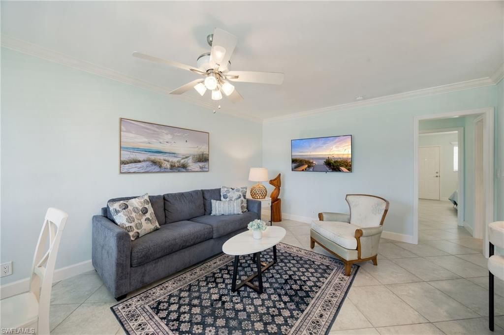 421 12th Ave S, Unit A11, Naples, FL 34102 Photo