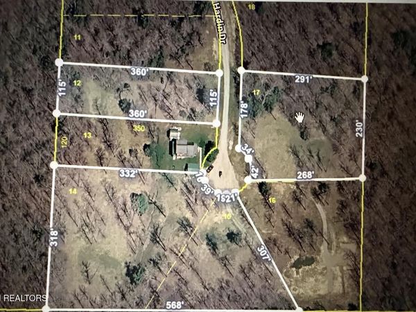 Hardin Private Drive, Robbins, TN 37852