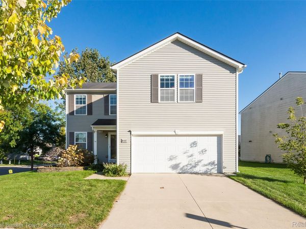 8401 Walnut Hill, Lima Township, Mi 48130