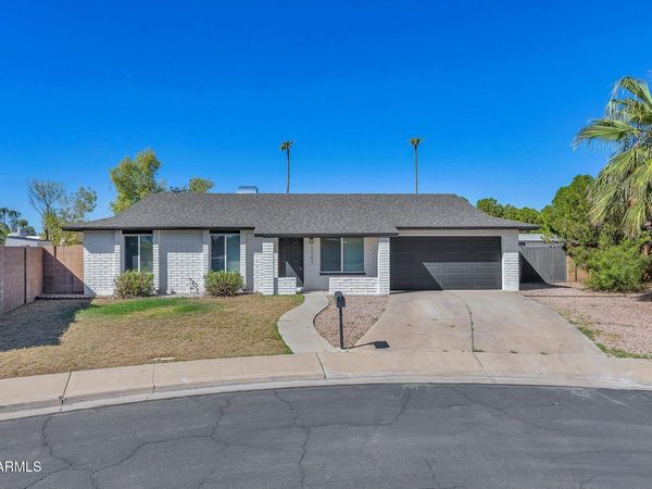 2247 S EMERSON Circle, Mesa, AZ 85210