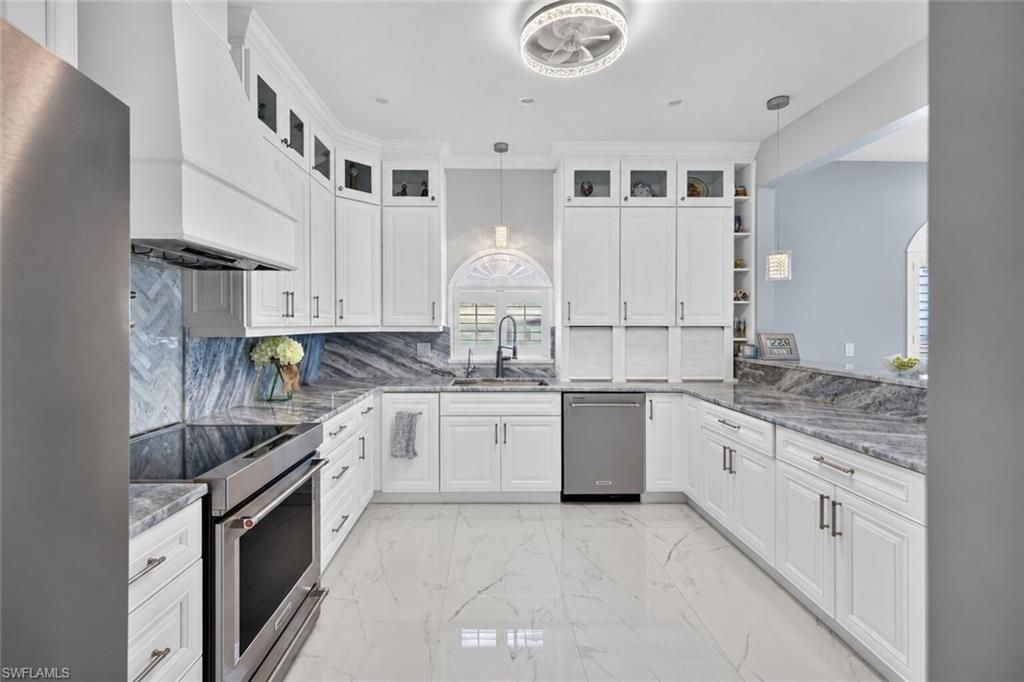 61 Mango St , Fort Myers Beach, FL 33931 Photo