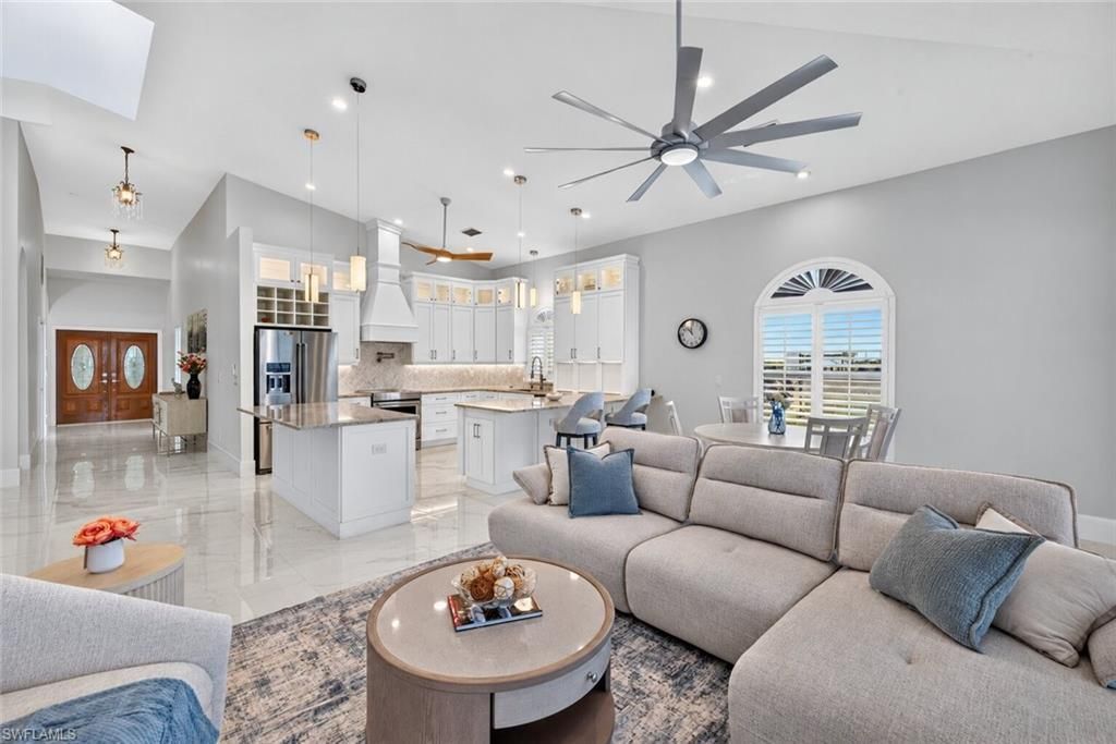 61 Mango St , Fort Myers Beach, FL 33931 Photo