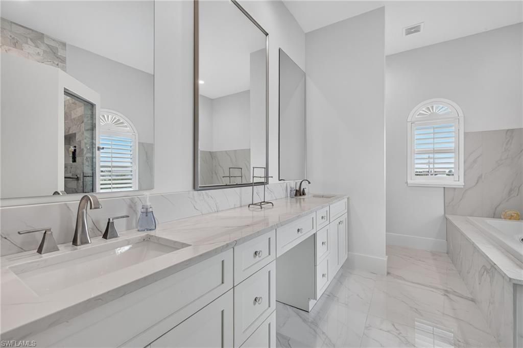 61 Mango St , Fort Myers Beach, FL 33931 Photo
