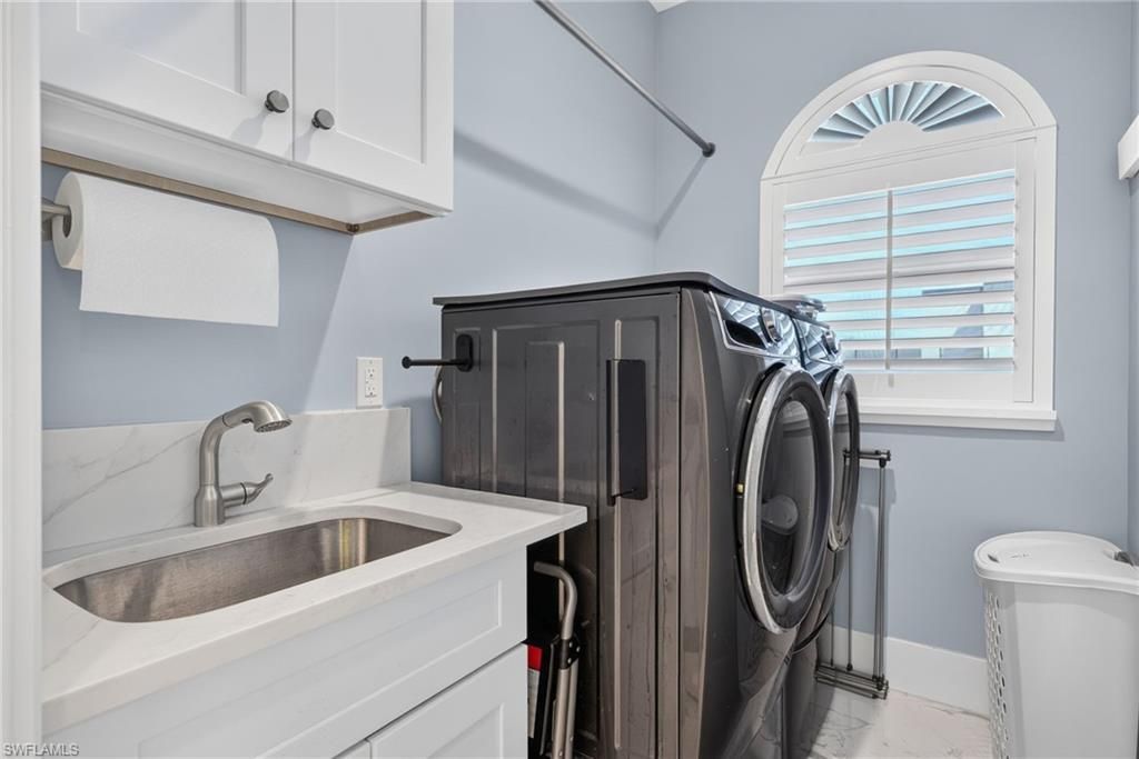 61 Mango St , Fort Myers Beach, FL 33931 Photo
