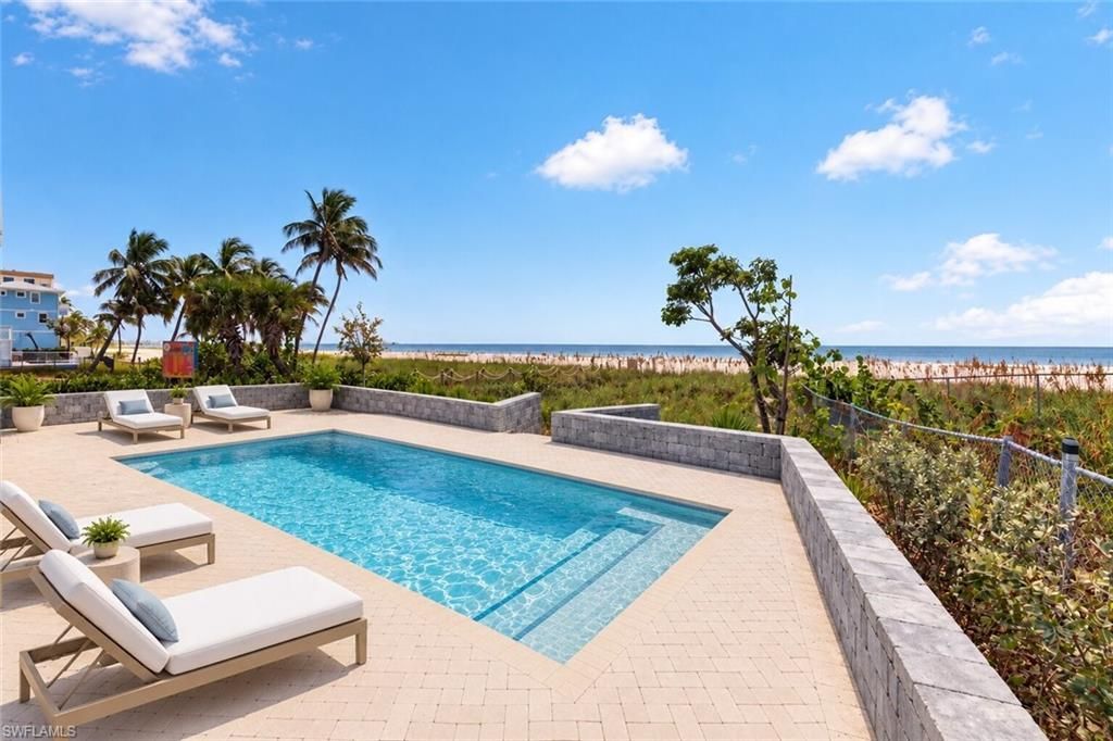 61 Mango St , Fort Myers Beach, FL 33931 Photo
