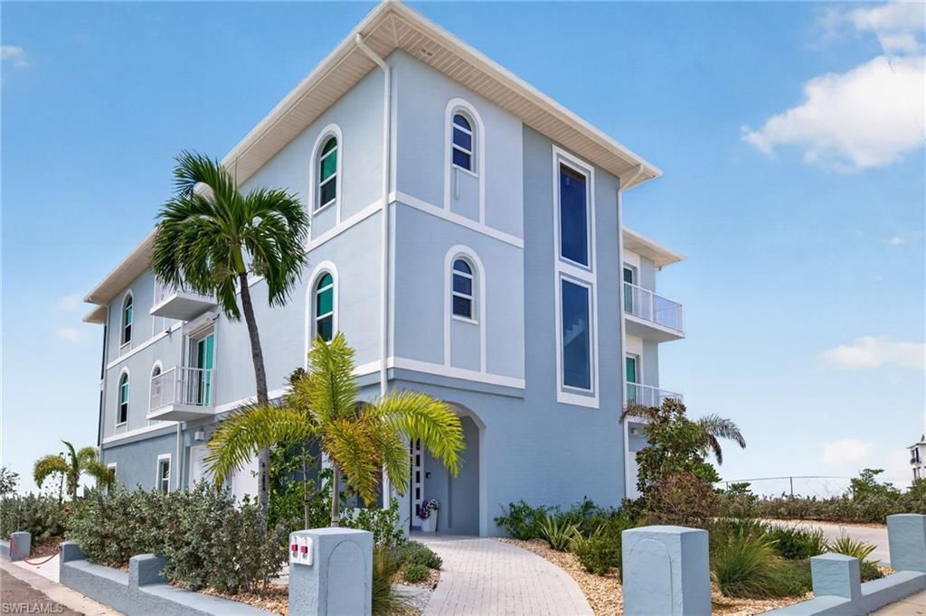 61 Mango St , Fort Myers Beach, FL 33931 Photo