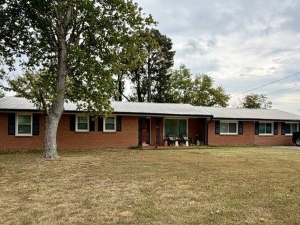1019 Primrose Dr, Greenbrier, TN 37073
