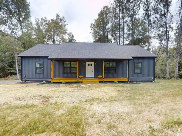 101 Riverhills Lane, Morganton, NC 28655