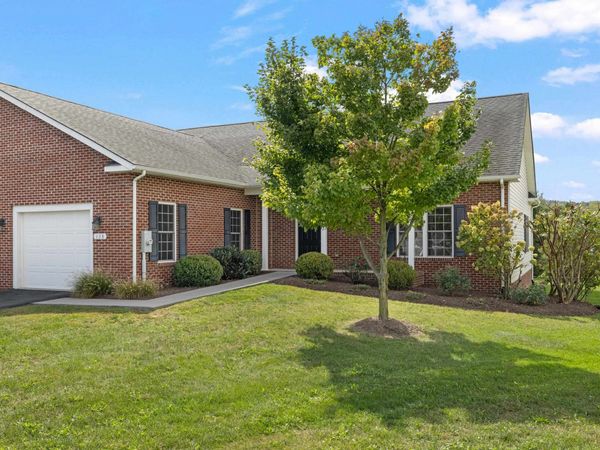 123 HOLLEN MILL CT, BRIDGEWATER, VA 22812