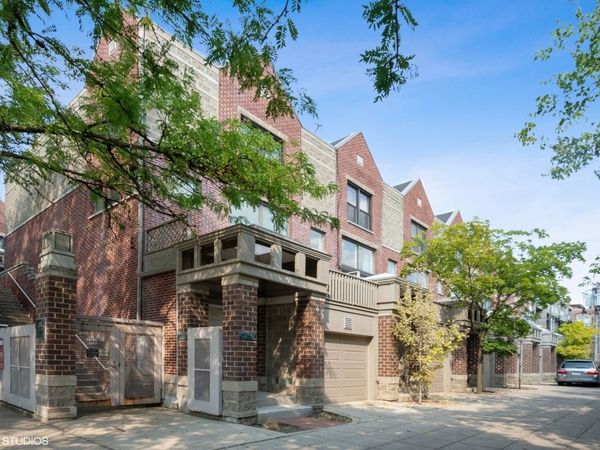 2757 N Wayne Avenue , Unit A, Chicago, IL 60614