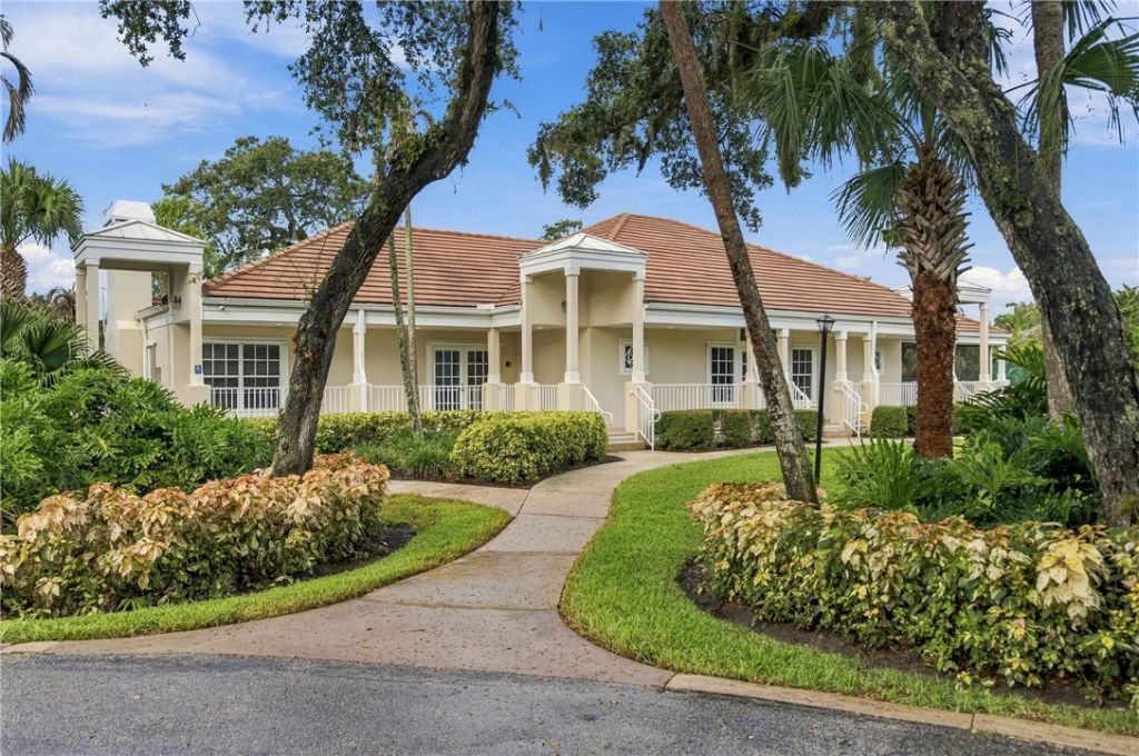 560 N Monterey Drive, Indian River Shores, FL 32963 Photo