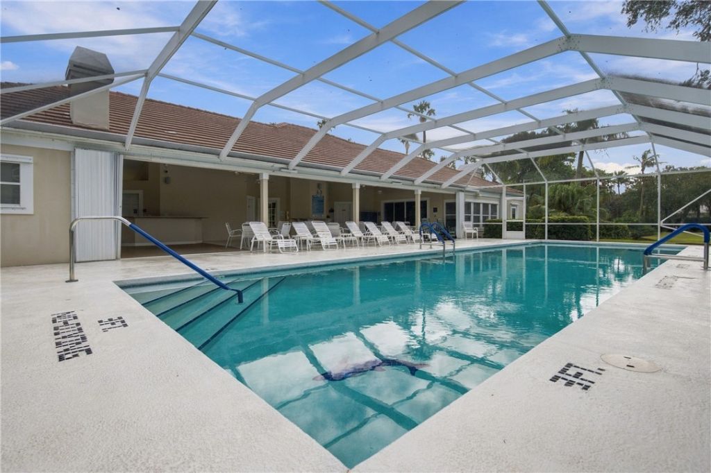 560 N Monterey Drive, Indian River Shores, FL 32963 Photo