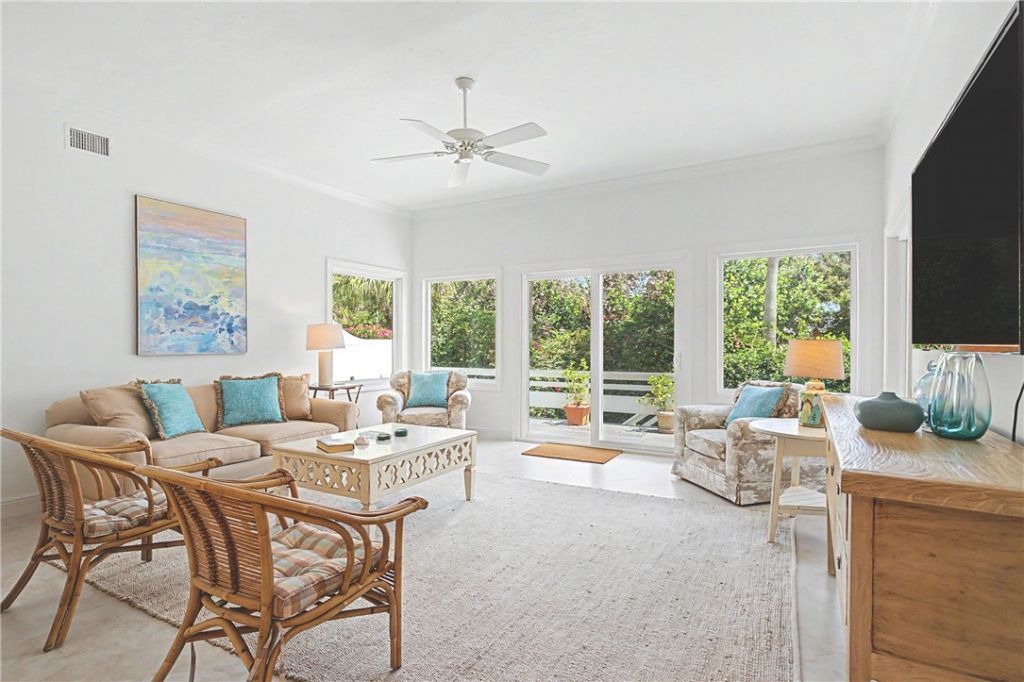 560 N Monterey Drive, Indian River Shores, FL 32963 Photo