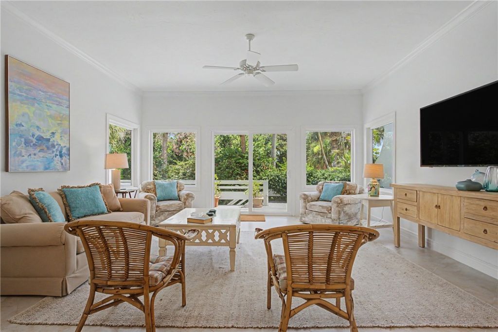 560 N Monterey Drive, Indian River Shores, FL 32963 Photo