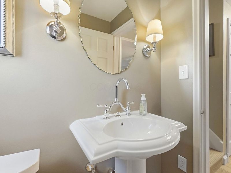 2375 Andover Road, Upper Arlington, OH 43221 Photo 30