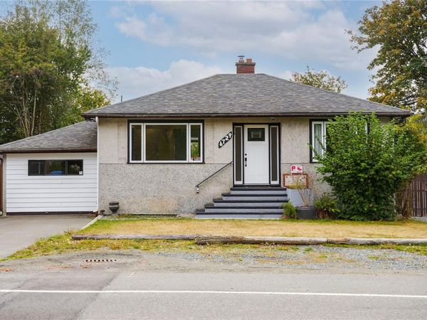 6729 Grant Rd W, Sooke, BC V9Z 0P5