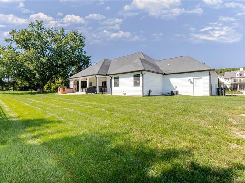1568 Creekwood Drive, Troy, OH 45373 Photo 55