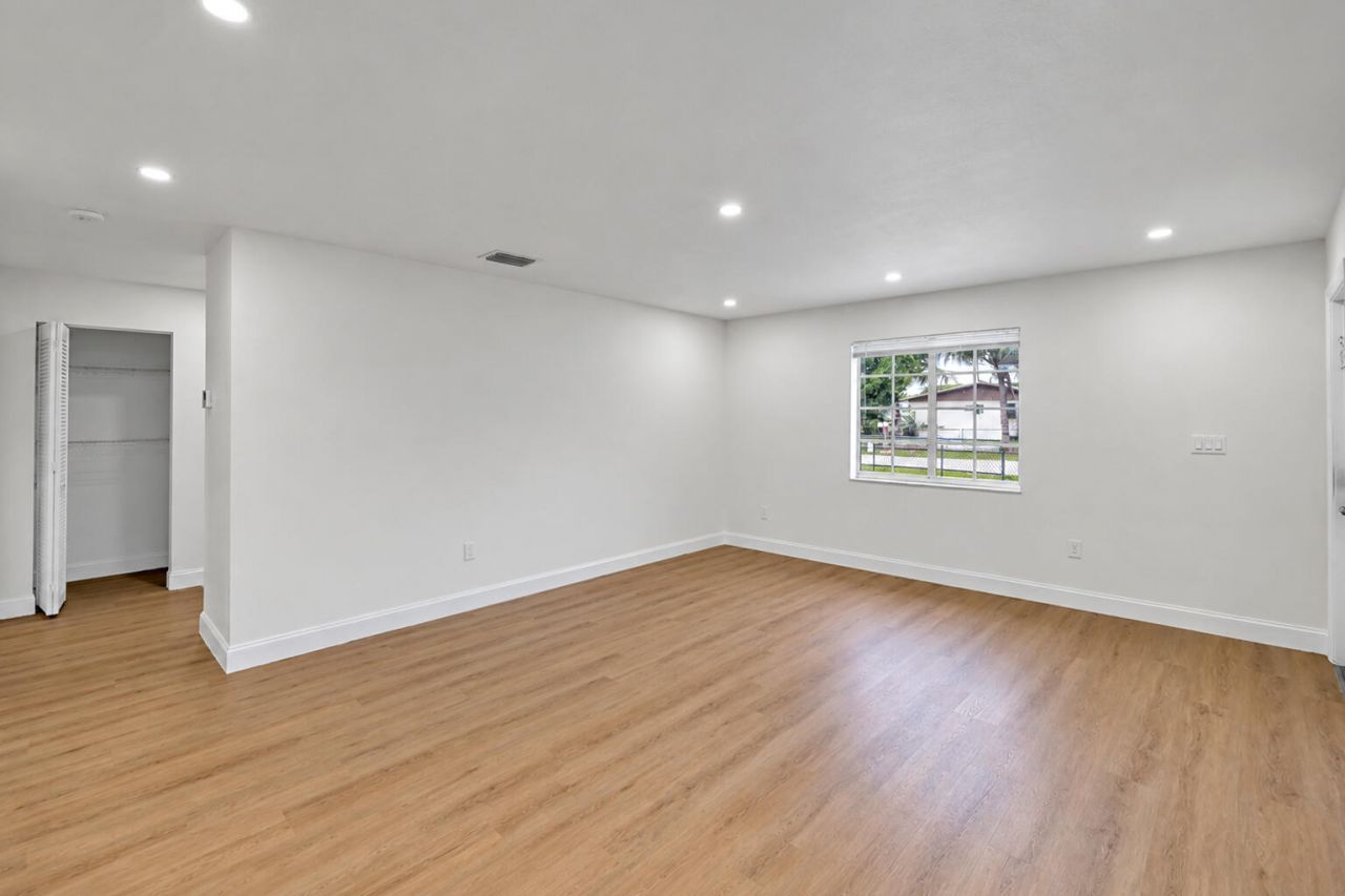 105 NW 5th Avenue, Homestead, FL 33030 Photo