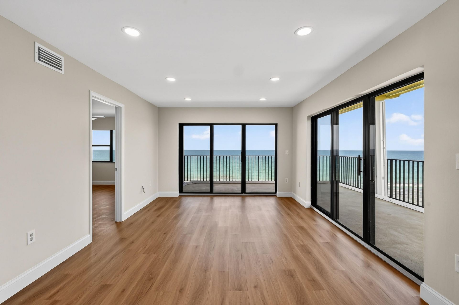 7440 S Ocean Drive, Unit 726, Jensen Beach, FL 34957 Photo