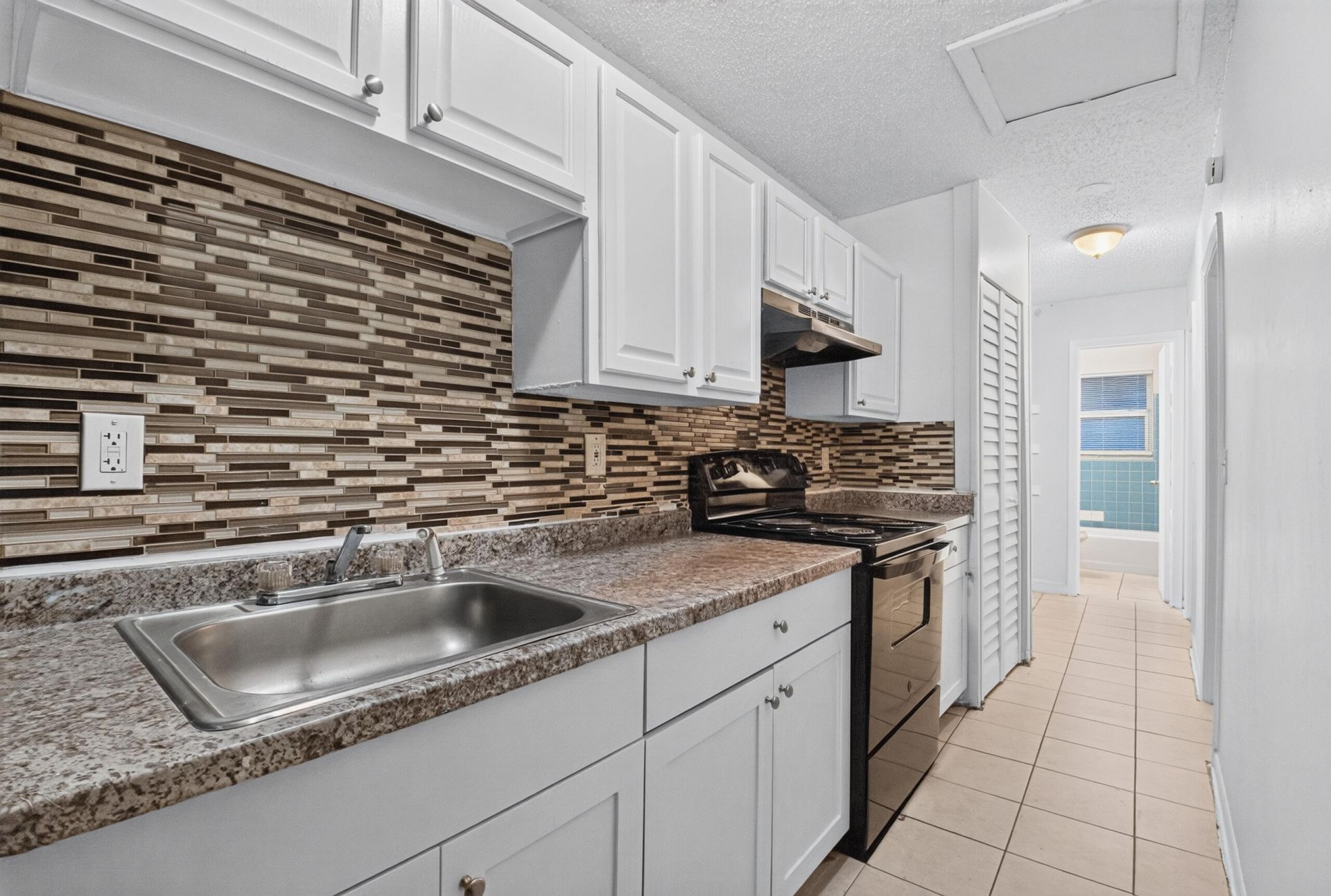 633 10th Street, Unit 1-5, West Palm Beach, FL 33422 Photo