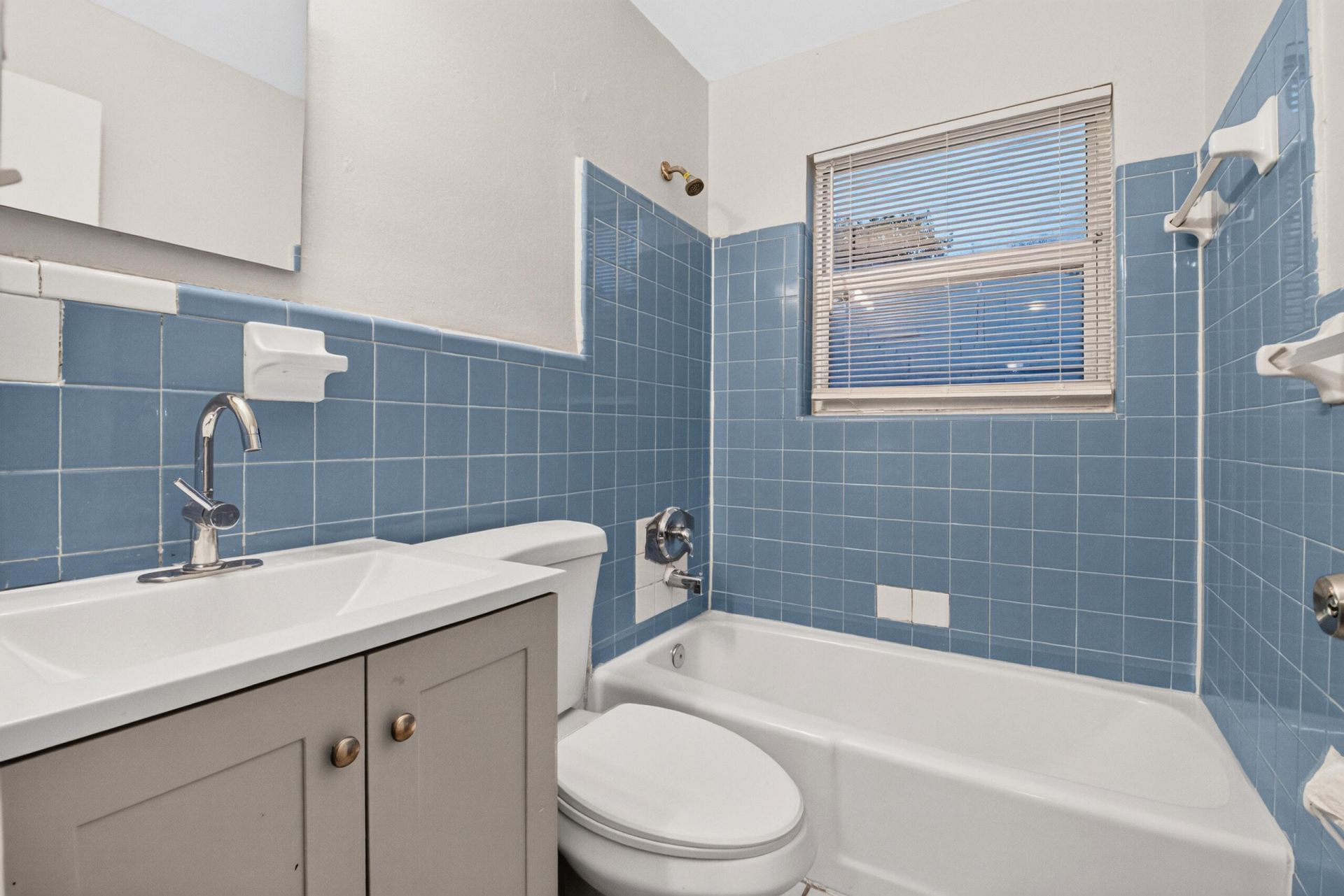 633 10th Street, Unit 1-5, West Palm Beach, FL 33422 Photo