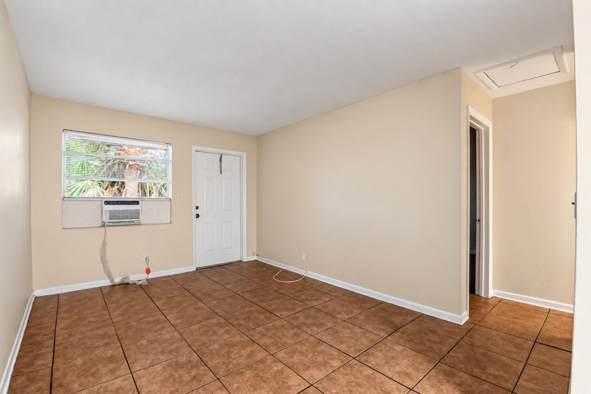 633 10th Street, Unit 1-5, West Palm Beach, FL 33422 Photo