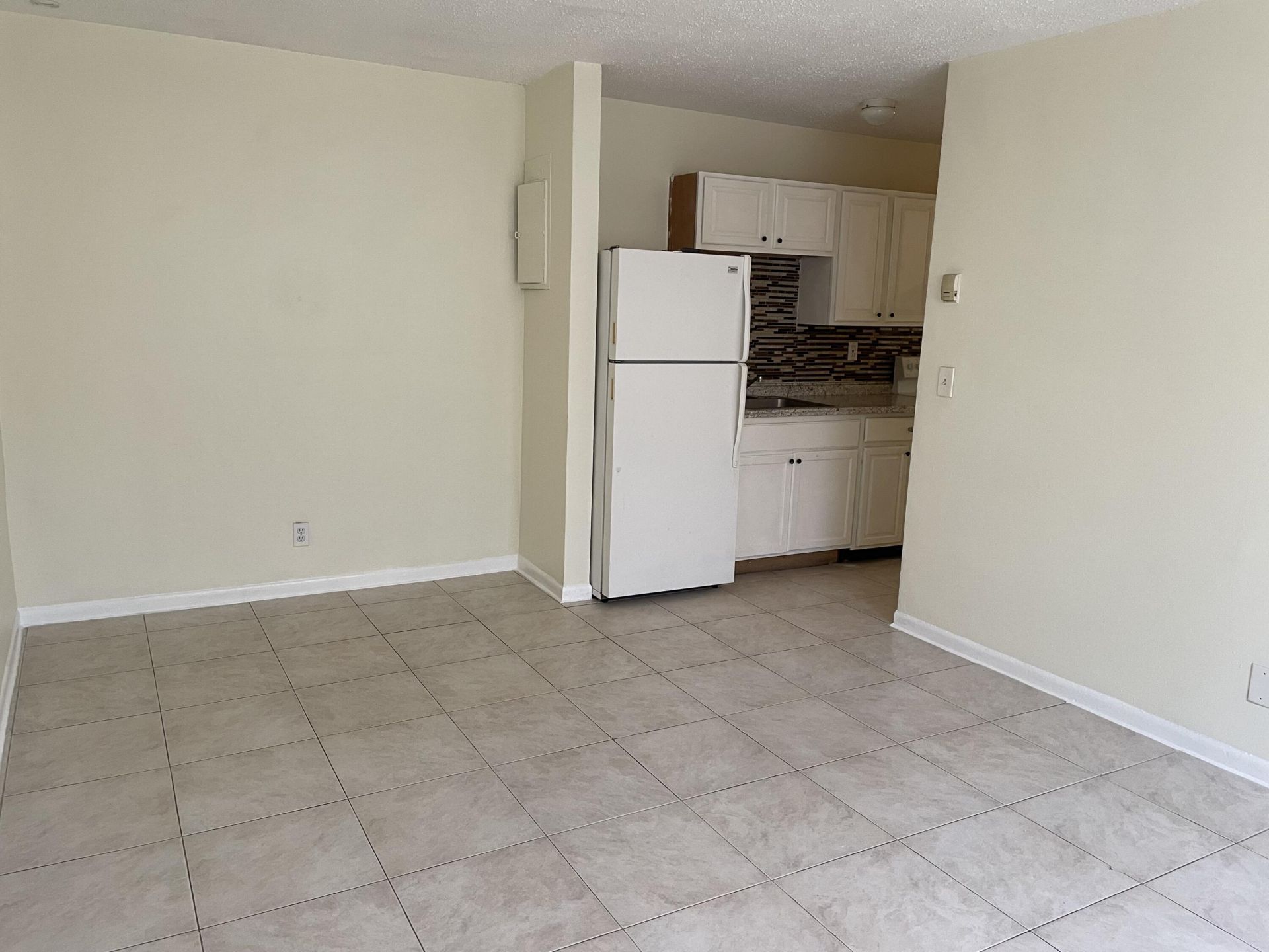633 10th Street, Unit 1-5, West Palm Beach, FL 33422 Photo