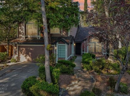 129 Chesterfield Way, Folsom, CA 95630 Photo