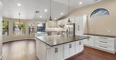 129 Chesterfield Way, Folsom, CA 95630 Photo