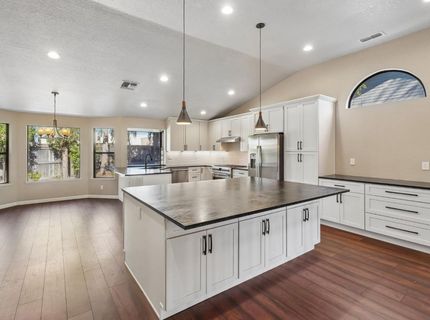 129 Chesterfield Way, Folsom, CA 95630 Photo