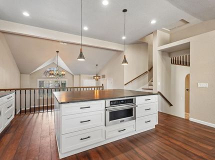 129 Chesterfield Way, Folsom, CA 95630 Photo