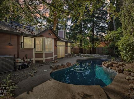 129 Chesterfield Way, Folsom, CA 95630 Photo