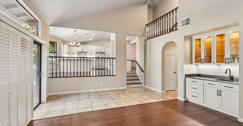 129 Chesterfield Way, Folsom, CA 95630 Photo