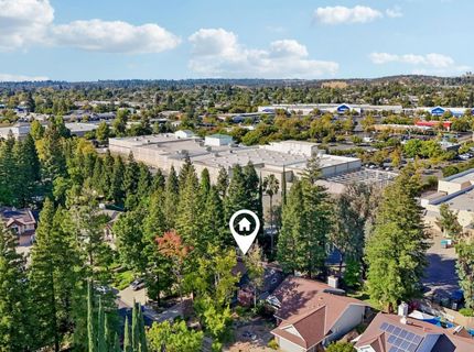 129 Chesterfield Way, Folsom, CA 95630 Photo
