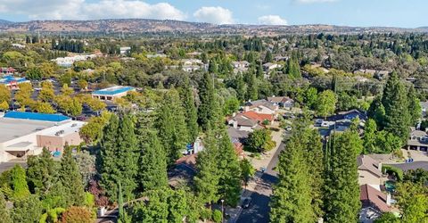 129 Chesterfield Way, Folsom, CA 95630 Photo