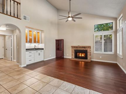 129 Chesterfield Way, Folsom, CA 95630 Photo