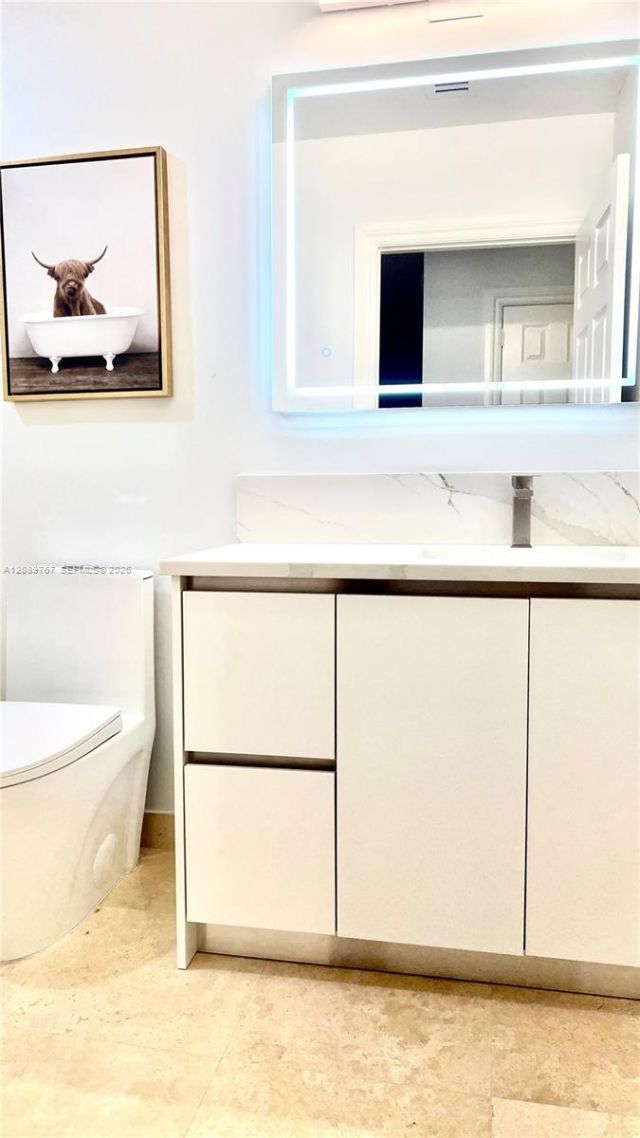 3001 NE 185th St , Unit 421, Aventura, FL 33180 Photo