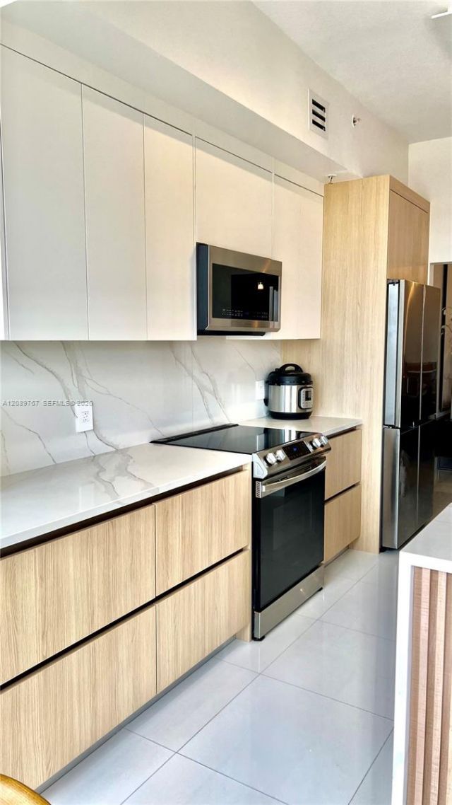 3001 NE 185th St , Unit 421, Aventura, FL 33180 Photo