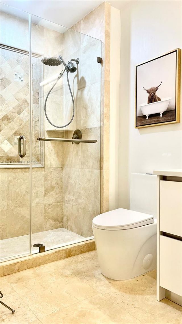 3001 NE 185th St , Unit 421, Aventura, FL 33180 Photo