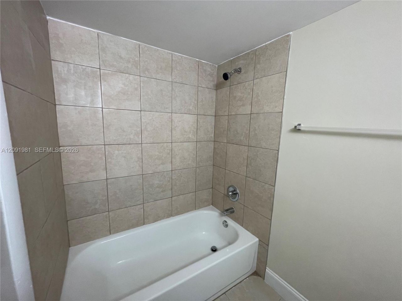 3470 Foxcroft Rd , Unit 111, Miramar, FL 33025 Photo