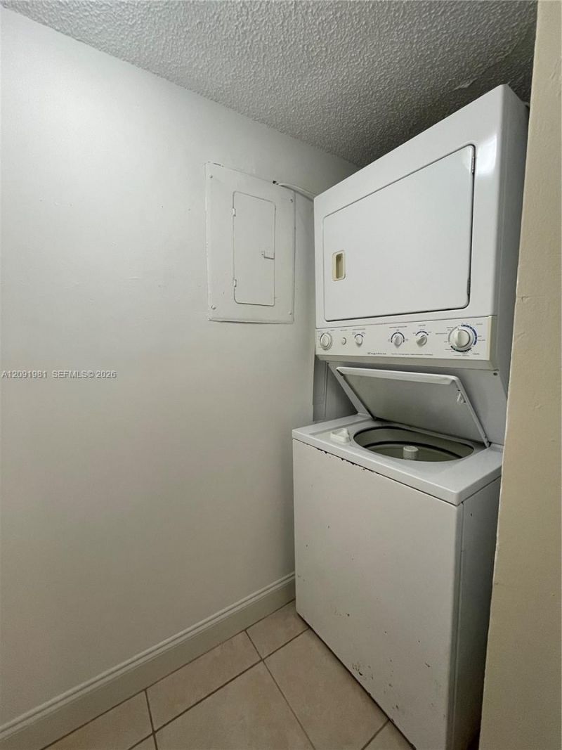 3470 Foxcroft Rd , Unit 111, Miramar, FL 33025 Photo