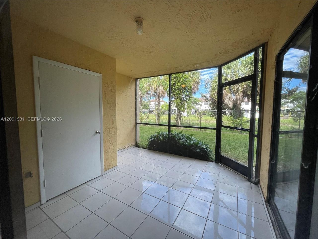 3470 Foxcroft Rd , Unit 111, Miramar, FL 33025 Photo
