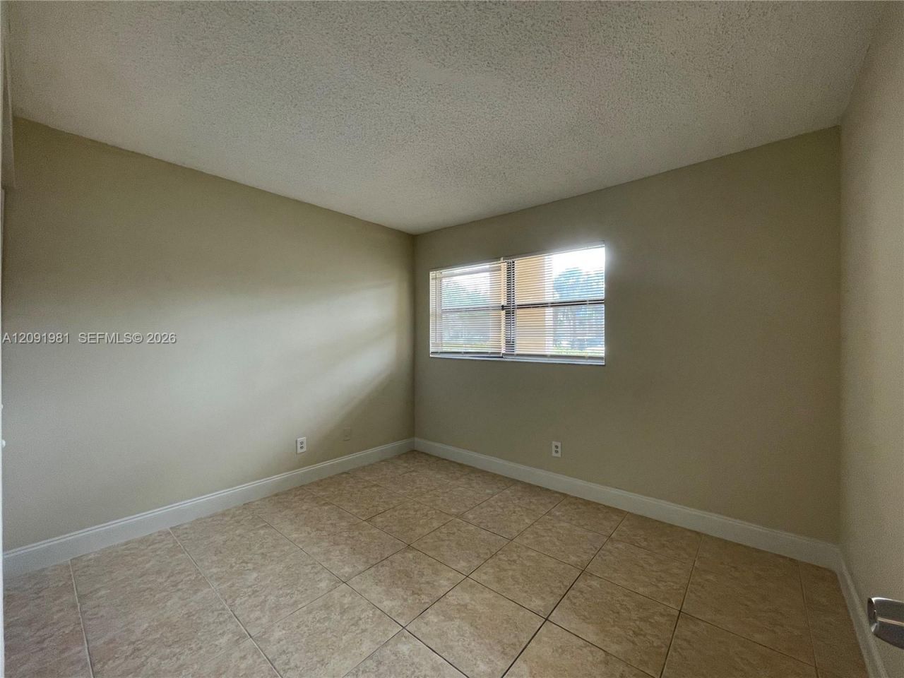 3470 Foxcroft Rd , Unit 111, Miramar, FL 33025 Photo