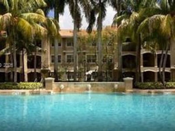 215 SW 117th Ter , Unit 14202, Pembroke Pines, FL 33025