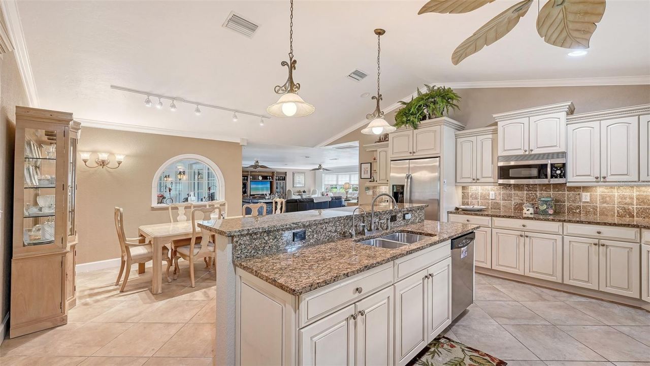 4777 Overbury Place , Sarasota, FL 34241 Photo