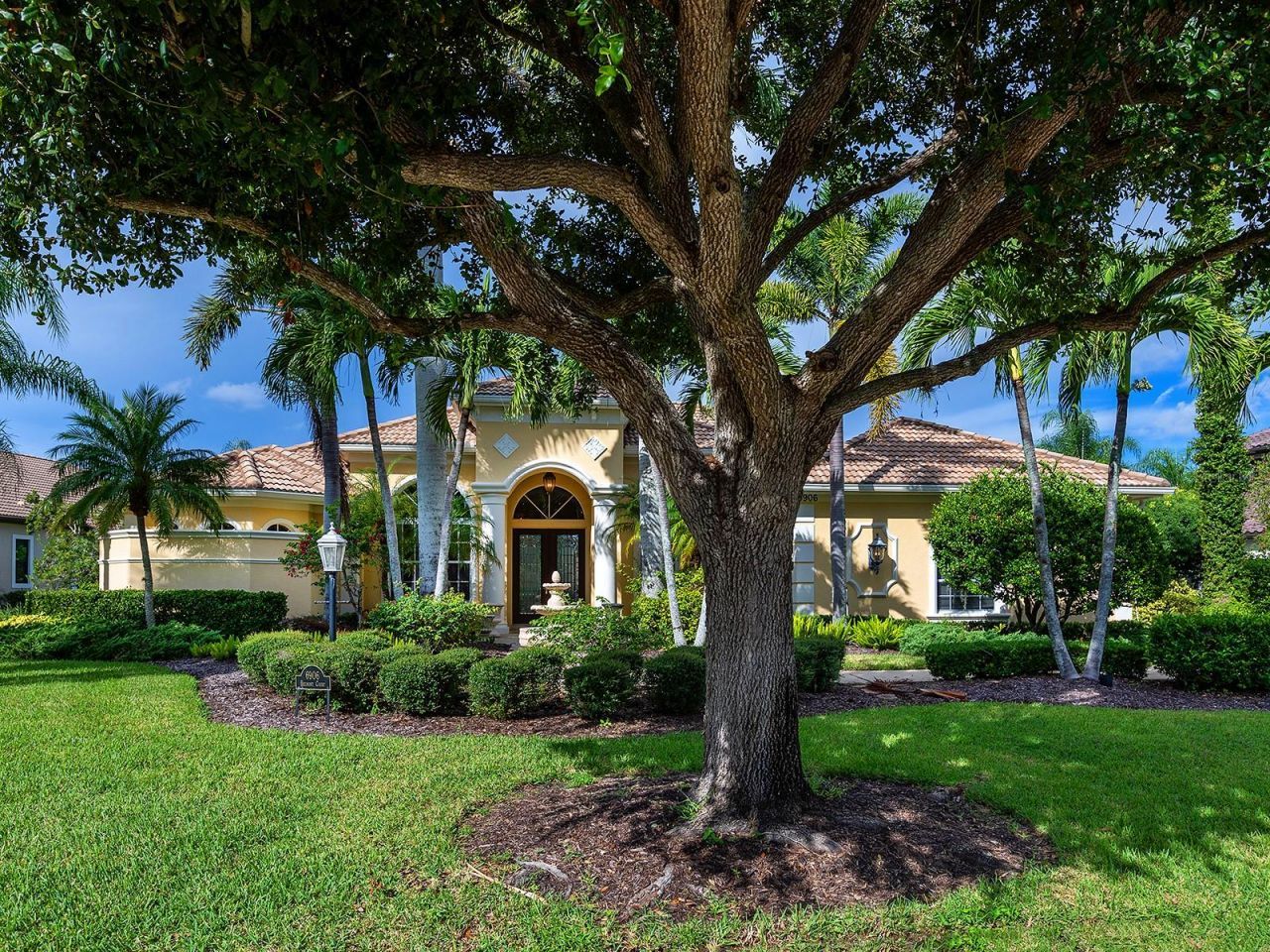 6906 Belmont Court, Lakewood Ranch, FL 34202 Photo